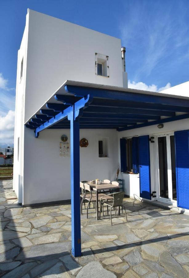 Andros Country Makrotándalon