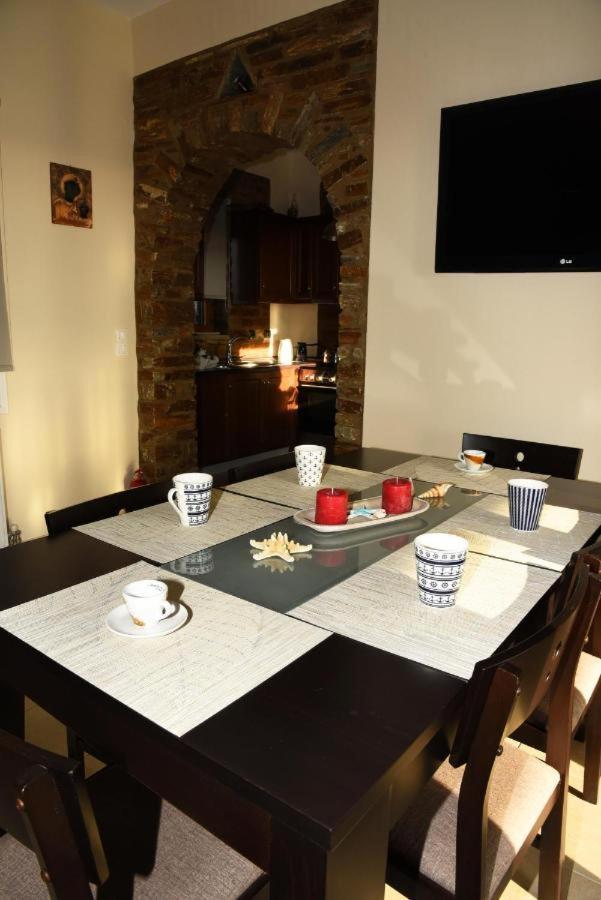 Ferienhaus Andros Country Makrotándalon